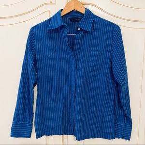 Women’s dress shirt
